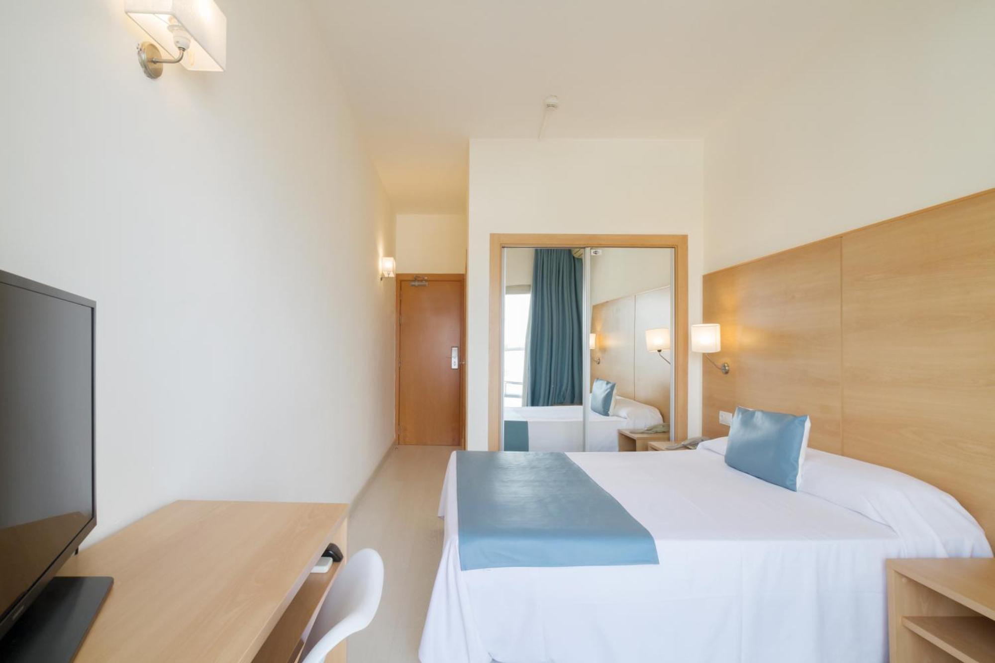 Double or Twin Room,1595402767:JPEG